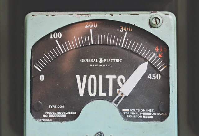 effect of earthing in electricity bill- Voltmeter