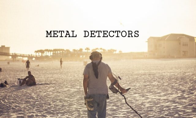 How Do Metal Detectors Work? | Hand Held Metal Detector Working Principle