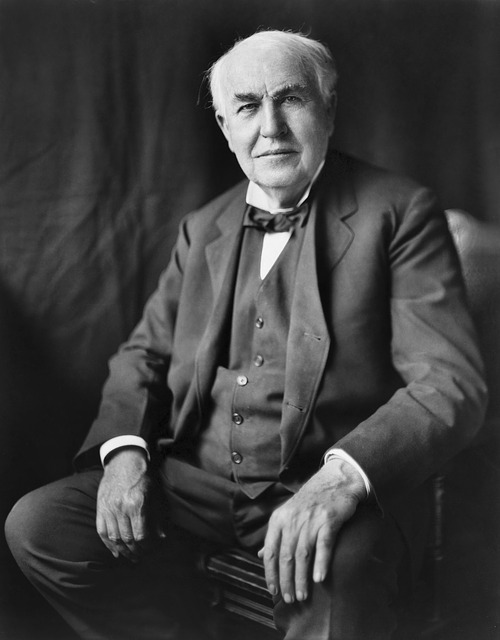 Why did Thomas Edison Electrocute an Elephant- Thomas Alva Edison 